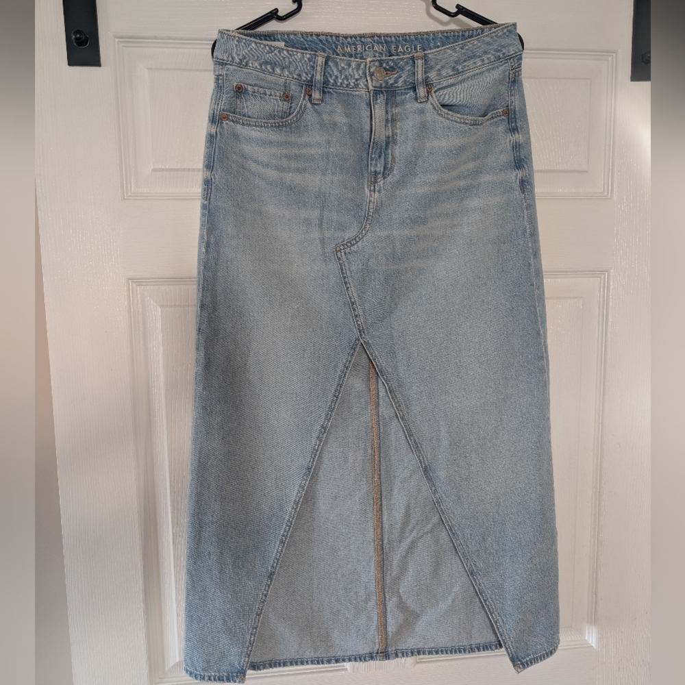 NWT American Eagle Denim Skirt